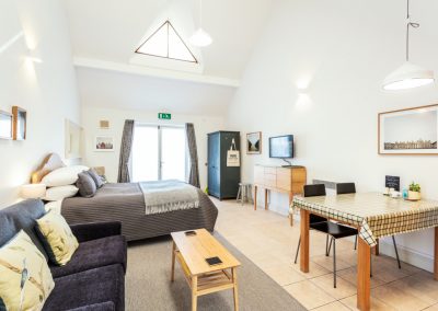 Ships Mews Studio 2 400x284 - Gallery