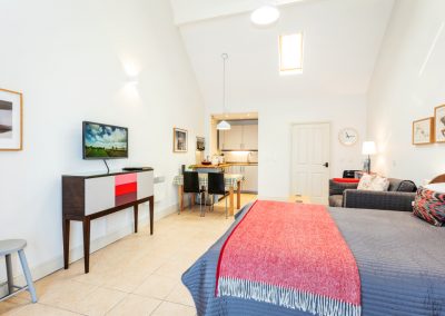 Ships Mews studio 3 400x284 - Gallery